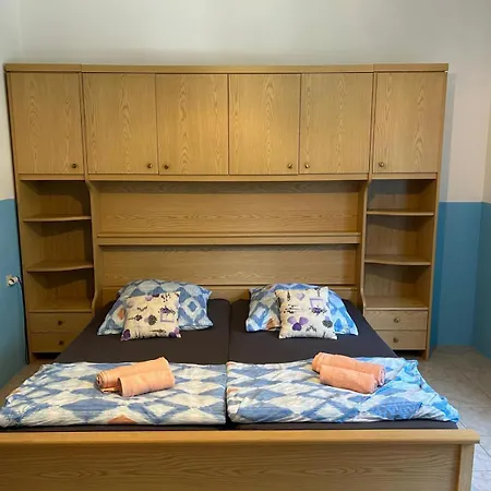 Lilly Weiss Apartman