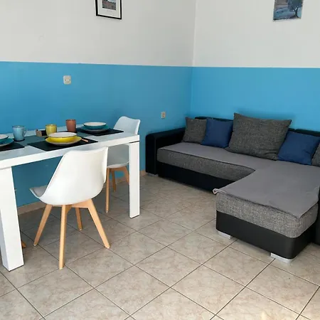 Lilly Weiss Apartman Banjol