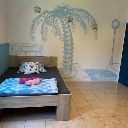 Lilly Weiss Apartman *